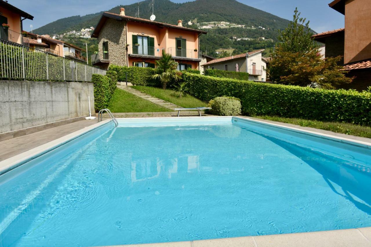 Holiday Apartment Albachiara タヴェルノラ・ベルガマスカ エクステリア 写真