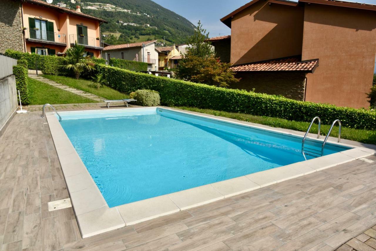 Holiday Apartment Albachiara タヴェルノラ・ベルガマスカ エクステリア 写真