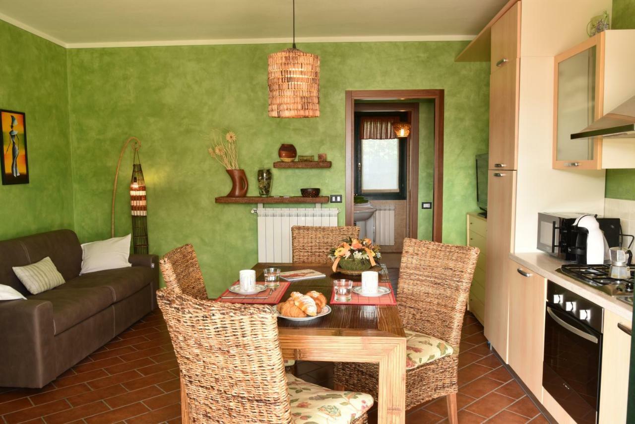 Holiday Apartment Albachiara タヴェルノラ・ベルガマスカ エクステリア 写真
