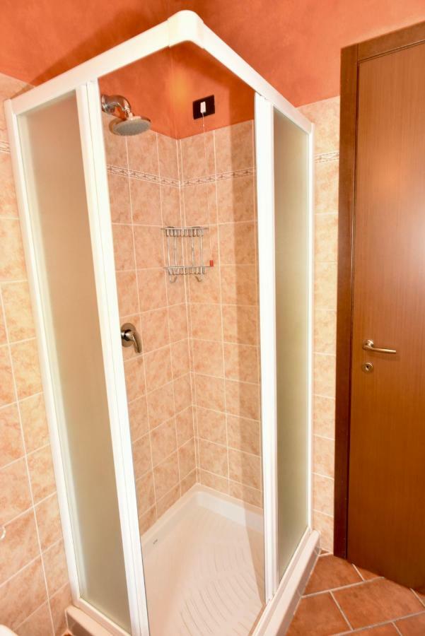 Holiday Apartment Albachiara タヴェルノラ・ベルガマスカ エクステリア 写真